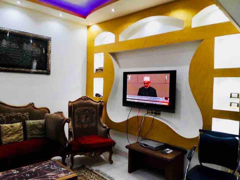 Fully Furnished With Appliances & Essentials Apartment