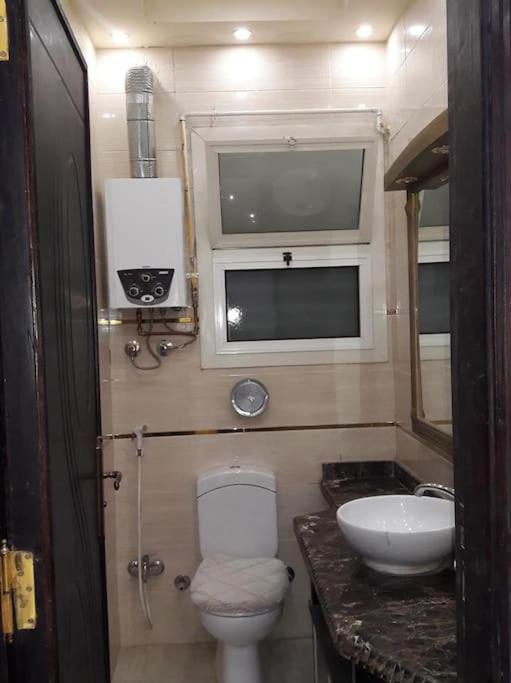 Fully Furnished With Appliances & Essentials *